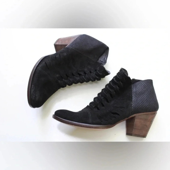Free People Shoes - Free People Loveland Ankle boots
